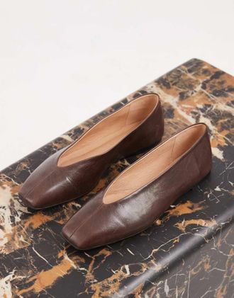 Tony Bianco Brash - Ballerine con punta squadrata in pelle vintage color cioccolato-Marrone