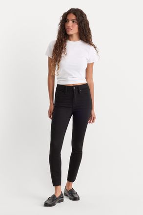Good American Womens Good Petite Skinny Never Fade Jeans | Black, Size 28 Plus | Good American by Khlo&Egrave; Kardashian