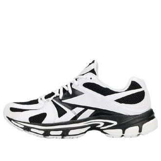 Reebok Vetements Spike Runner 200 White Black SS20SN008-1371