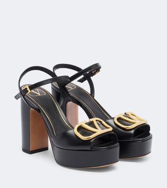 Valentino Garavani Sandalias VLogo de piel con plataforma