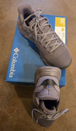 Columbia Womens Terrastride Aro Sneaker In Plum