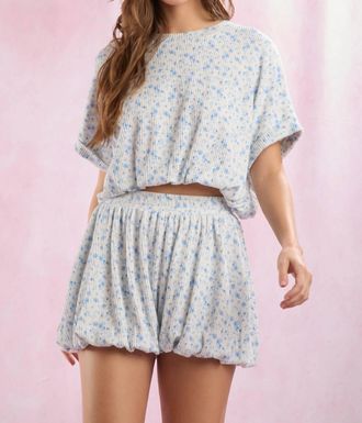 Peach Love California Dainty Darling Set Top Bubble Hem Short In White, Blue