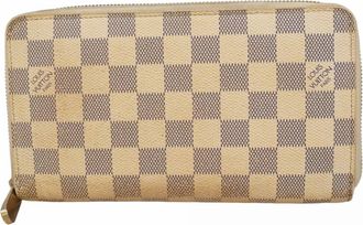 Louis Vuitton White Long Wallet (Bi-Fold) (Pre-Owned)