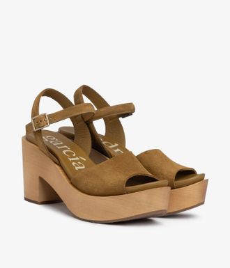 Pedro Garcia Brown suede wedge| Danila | Fall winter 25 | PEDRO GARCIA