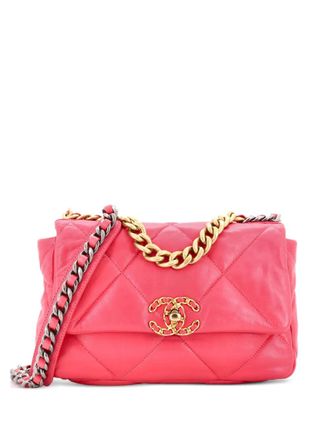 Chanel 19 Flap Bag Quilted Leather Medium crossbody bag - Roze
