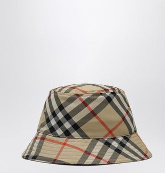Burberry Fishermans hat with Check pattern