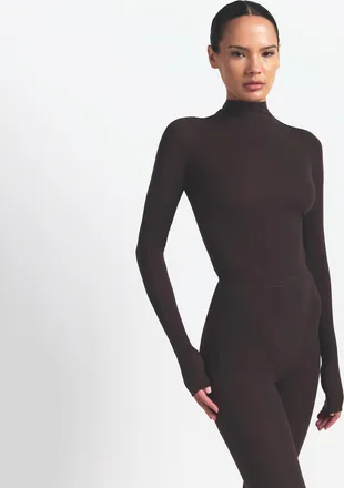 Nike Womens SKIMS Weightless Layers Mock-Neck Long-Sleeve Top in Brown | TPLST6052W-DRT