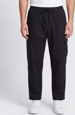 Yohji Yamamoto Pantaloni cargo in tessuto tecnico riciclato con coulisse e tasche multiple