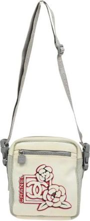 Chanel Pre-owned Cross Body Bags, female, White, Size: ONE SIZE Pre-owned Travel line crossbody bag