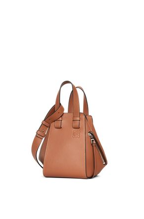 Loewe Luxury Compact Hammock bag in classic calfskin for female Material: Classic Calf