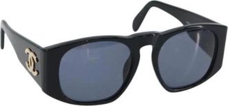 Chanel Pre-owned Accessories, female, Black, Size: ONE SIZE Pre-owned Plastic Sunglasses