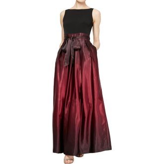 S.L. Fashions SLNY Ombre Satin Gown in Fig at Nordstrom Rack, Size 6 P