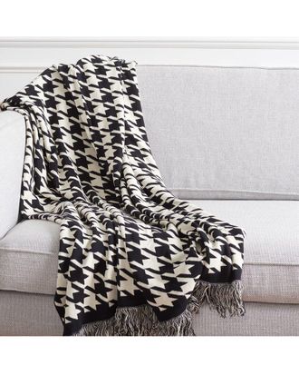 Safavieh Cantil Throw