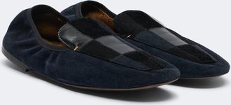 Khaite Zapatos slip-on Zoe de ante y piel con patchwork