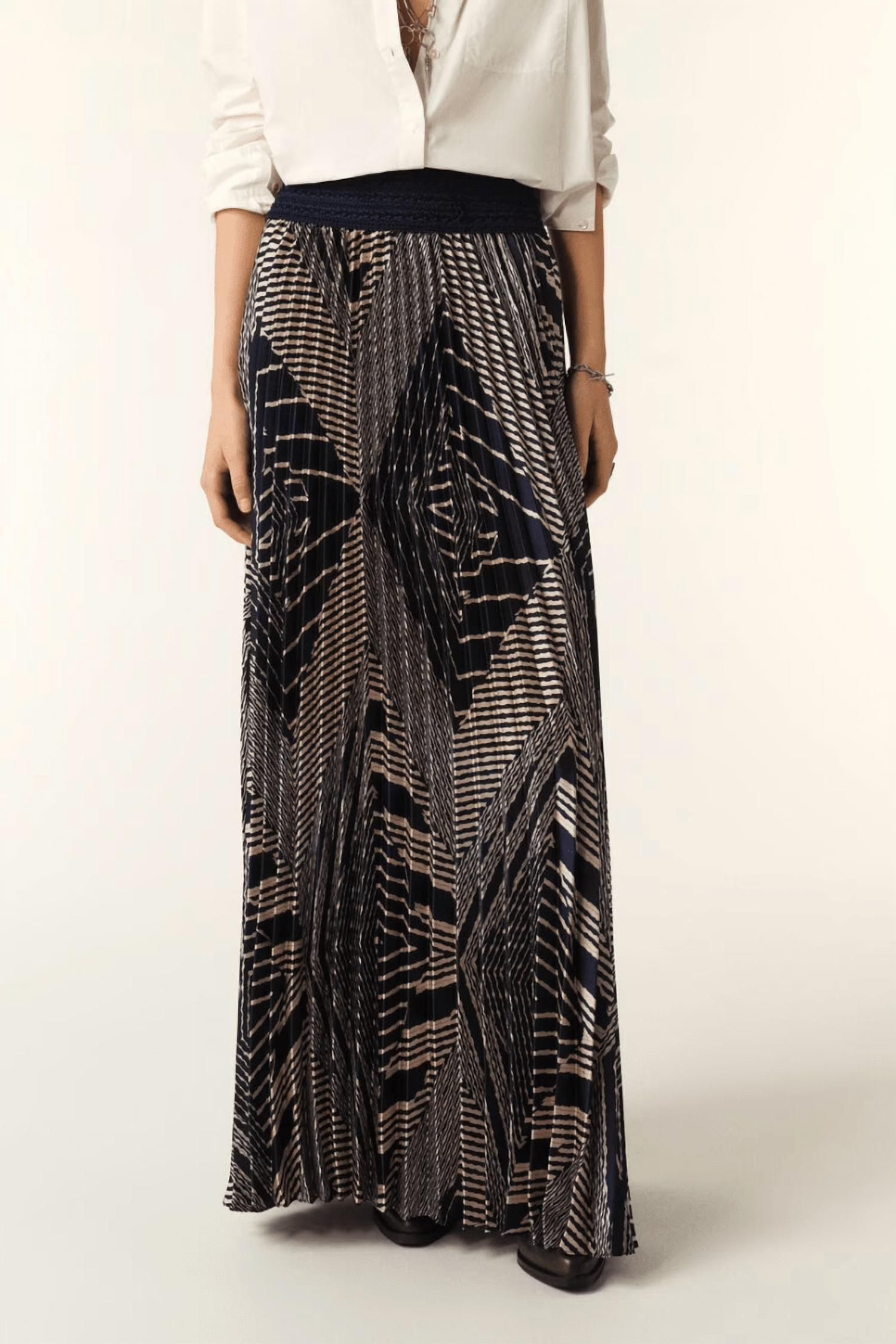 【関税込み】COURREGES LOOP RIB KNIT' SKIRT Courrèges Loop Rib Knit Skirt from $525.00 - on Stylight