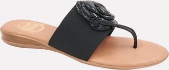Andr&eacute; Assous Womens Nara Featherweights Sandals In Black With Patent