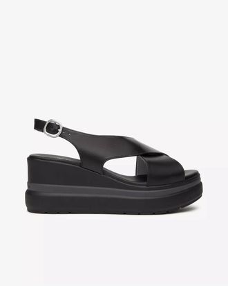 Nero Giardini Womens Gladys Crossover Strap Sandal In Black