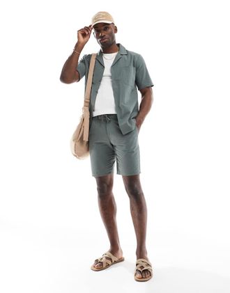 Only & Sons seersucker shorts in khaki - part of a set-Green