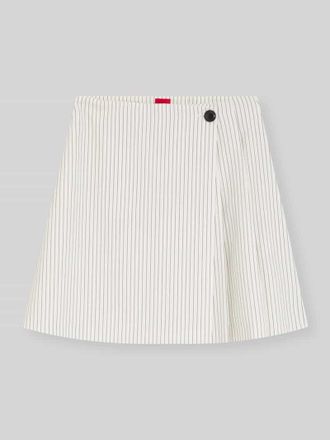 HUGO BOSS Leicht ausgestellter Mini-Rock in Wickeloptik Modell RIBERI in Offwhite, Gr&ouml;&szlig;e 36