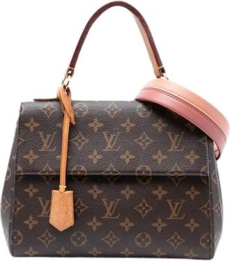 Louis Vuitton Pre-owned Handbags, female, Brown, Size: ONE SIZE Pre-owned The Cluny BB