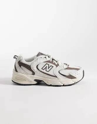 New Balance 530 - Sneakers bianco sporco e marrone con stampa cerbiatto