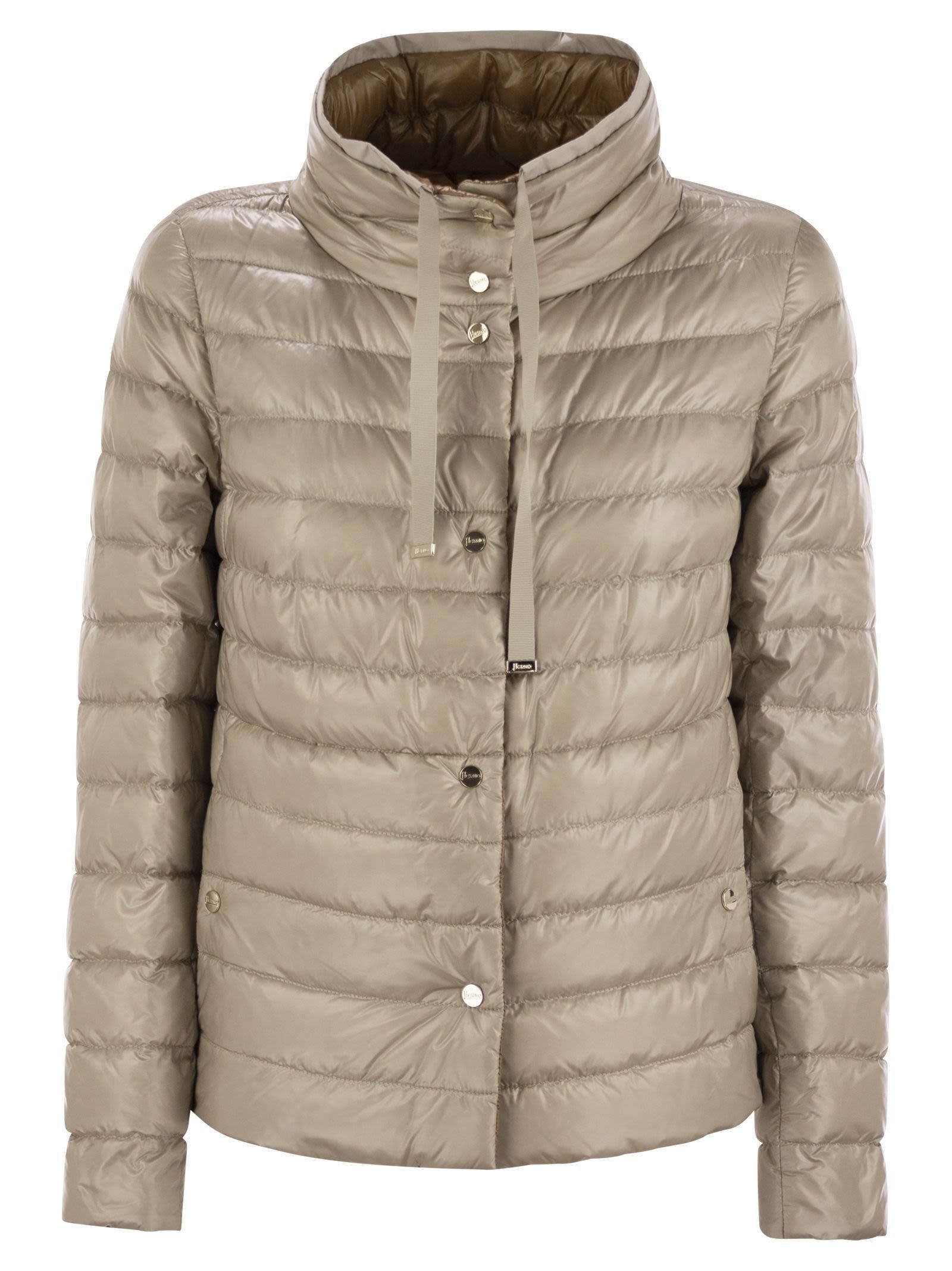 【関税＆送料込み】Moncler 'Thoiry' Beige Cotton Down Jacke Moncler - Thoiry Beige Cotton Down Jacket | Mitchell Stores