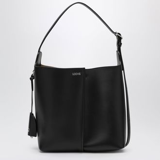 Loewe Medium Bilbao bucket bag in smooth calfskin leather in black