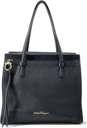 Ferragamo Pre-owned Shoulder Bags, female, Black, Size: ONE SIZE Pre-owned Leather handbags