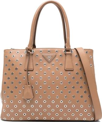 Prada Galleria eyelet-embellishment tote bag - Bruin