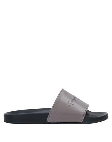 Sandales Nu pied pour Hommes Giorgio Armani Soldes jusqu a jusqu a 40 Stylight