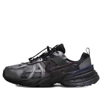 Nike (WMNS) Nike V2K Run Metallic Dark Grey HQ4053-001
