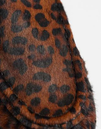 Asos Mystique - Sabot premium a pianta larga in vera pelle con stampa leopardata-Multi
