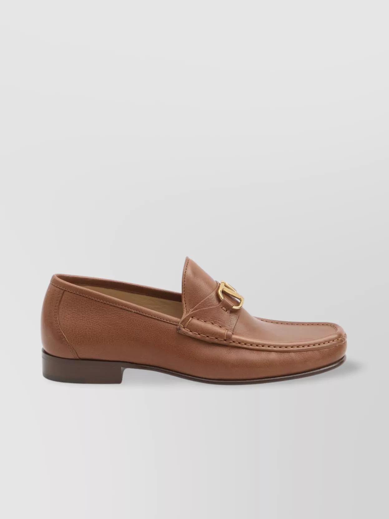 Sale on 100+ Leather Slip-On Shoes offers and gifts | Stylight