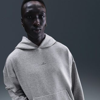 Nike Mens Standard Issue Therma-FIT Brushed Basketball Pullover Hoodie in Grey | IM5918-063
