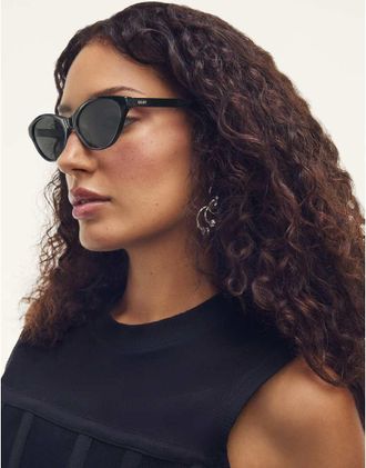 Quay Quay - Talk Nice - Occhiali da sole cat-eye stretti neri-Nero