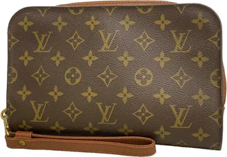 Louis Vuitton Brown Clutch Bag (Pre-Owned)