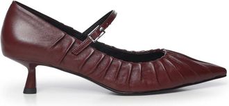 Bibi Lou Pumps met puntige neus en bandje - Dames - Schoenen - Rood - Maat: 40 EU Leer