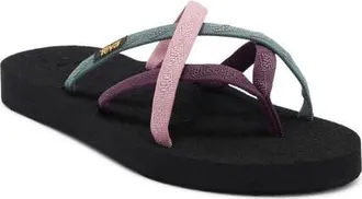 Teva Olowahu Sandal in Lilas Multi at Nordstrom, Size 5