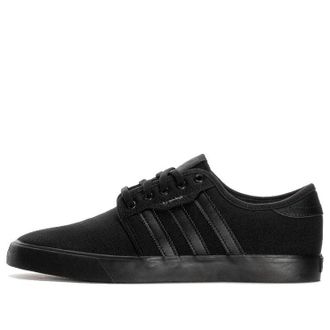 adidas Seeley Black AQ8531