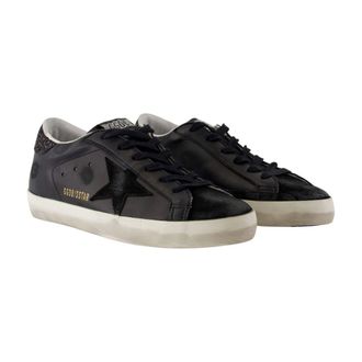 Golden Goose Womens Super Star Sneakers - Golden Goose Deluxe Brand Leather Black Calfskin Shoes