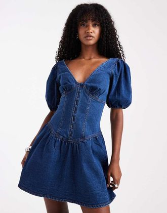 Miss Selfridge Vestito corto in denim blu indaco con maniche a sbuffo-Blu navy