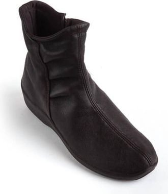 Arcopedico Womens L19 Boot In Caf&eacute;
