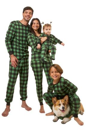Leveret Womens Cotton Plaid Matching Family Holiday Pajamas in Plaid Black & Green at Nordstrom, Size 4X-Large