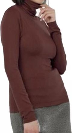 Paper Label Cynthia Turtle Neck In Truffle