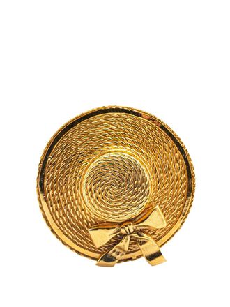 Chanel Spilla placcata in oro a forma di cappello di paglia XX secolo