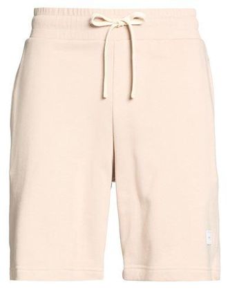 Shoe BOTTOMWEAR - Shorts & Bermuda Shorts sur YOOX.COM