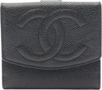 Chanel Pre-owned Wallets, female, Black, Size: ONE SIZE Pre-owned Coco Mark Grained Calfskin Compact Wallet