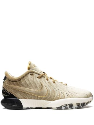 Nike Sneakers LeBron 21 x The Shop - Oro