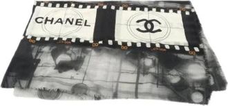 Chanel Pre-owned Scarves, female, Black, Size: ONE SIZE Pre-owned Cashmere Scarf