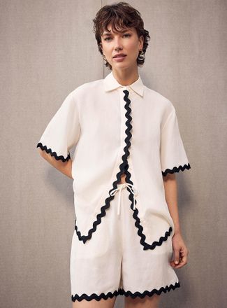 HUGO BOSS Womens Camule wavy piping short